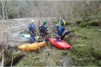 Kayak & Canoe courses British Canoeing Canoe Wales